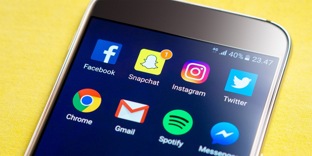 How to Master the Art of Social Media with Snapchat Like a Pro