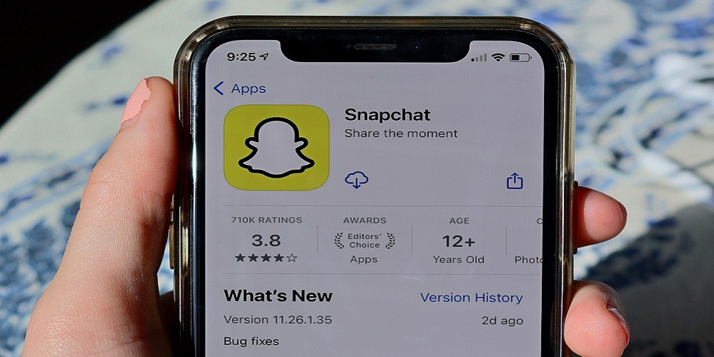 Snapchat Reaches 750 Million Monthly Active Users